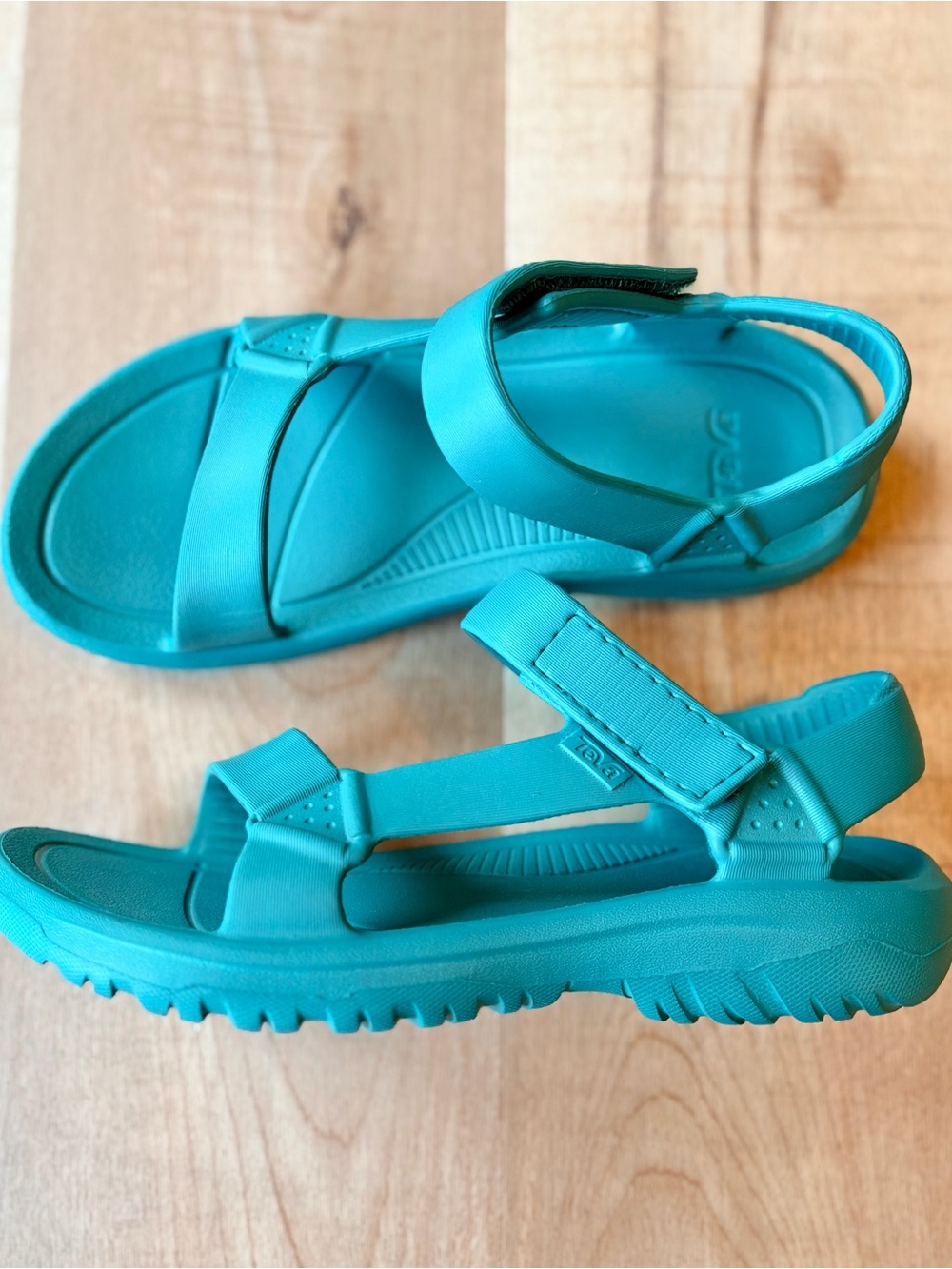Teva Hurricane Drift Women’s Teal Turquoise Sandals Size 10